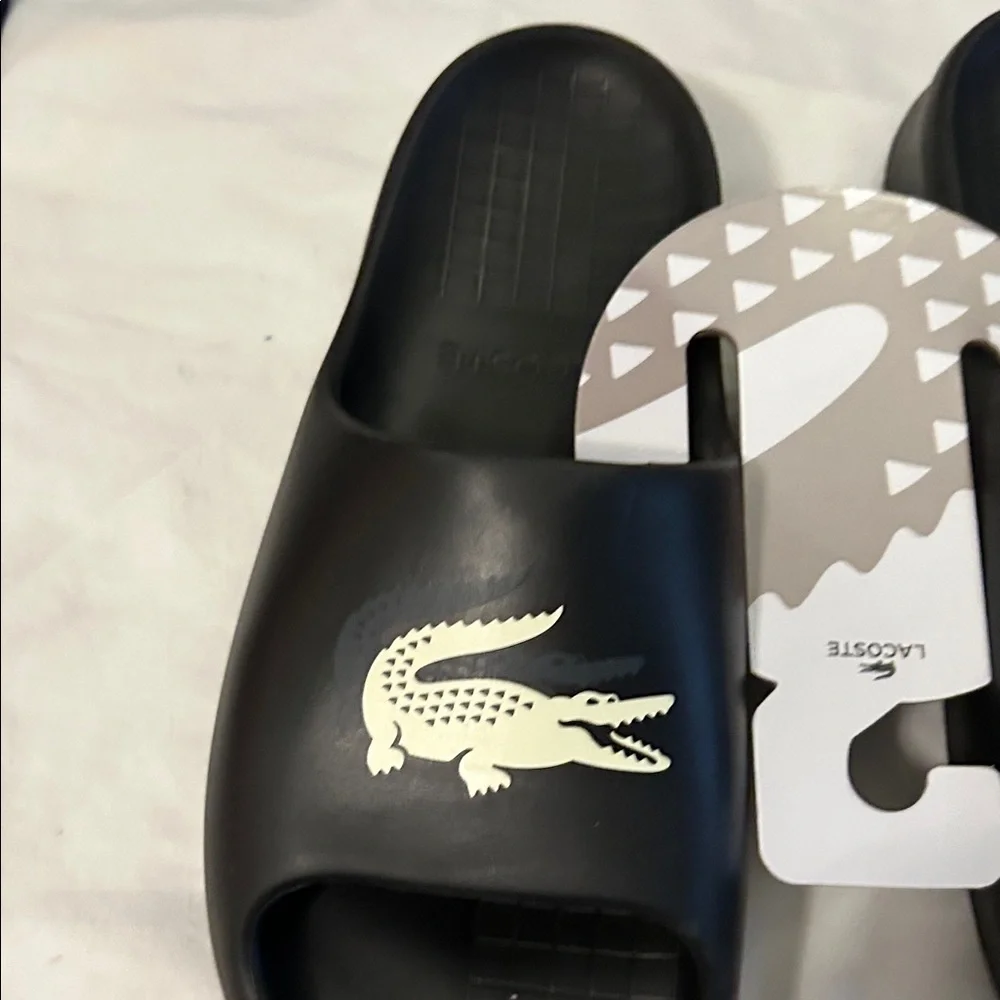 Men Black/Off Wht Serve Slide Synthetic Lacoste🐊